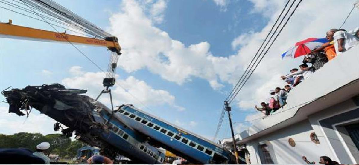 Facing flak for Utkal Express tragedy, Railway Ministry says decline in train accidents in 3 years