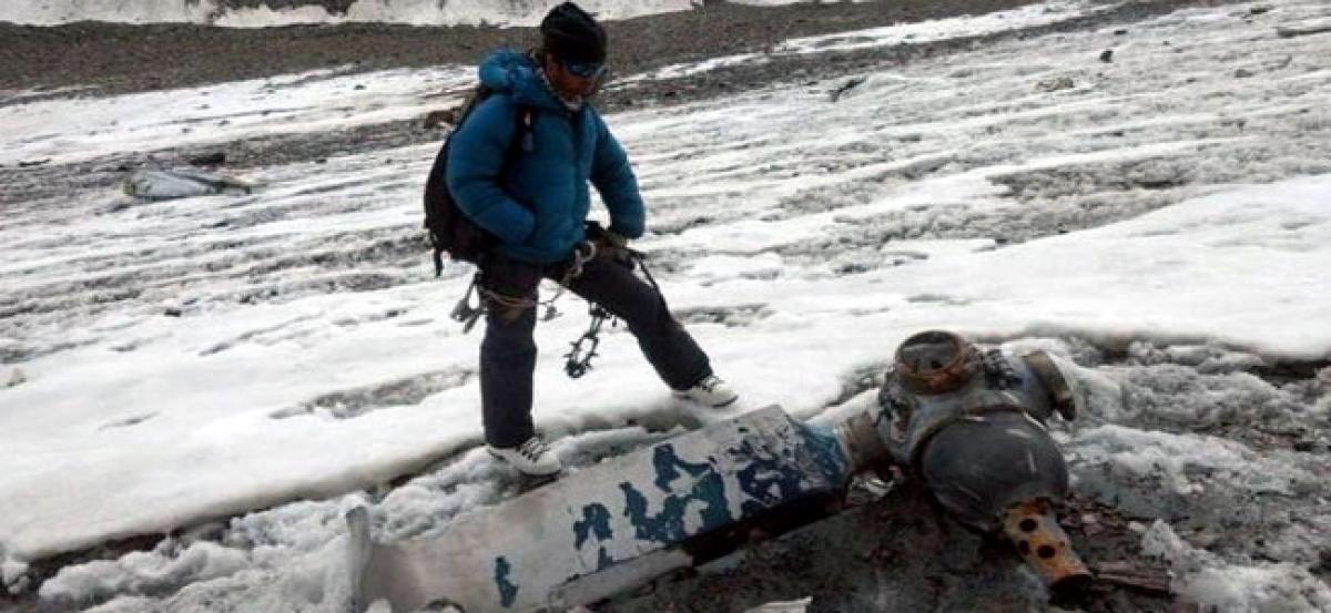 A mountaineering expedition found the body of a soldier belonging to the 1968 AN-12 aircraft crash