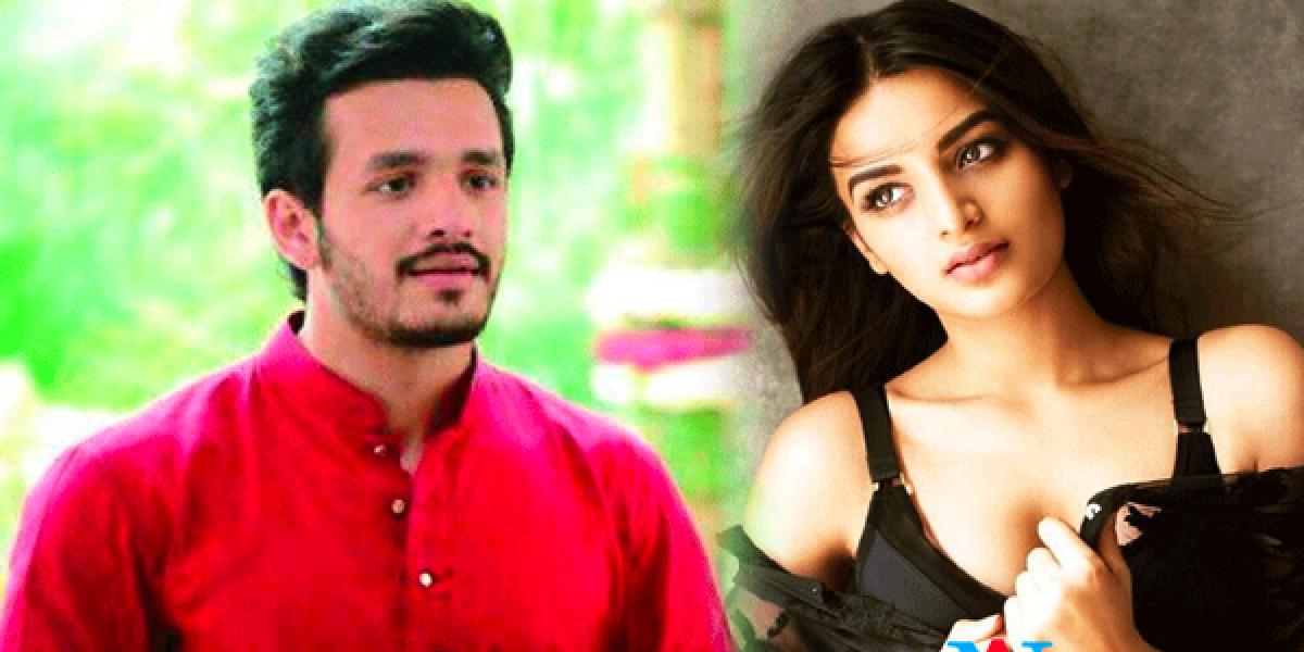 Akhil to romance brothers heroine