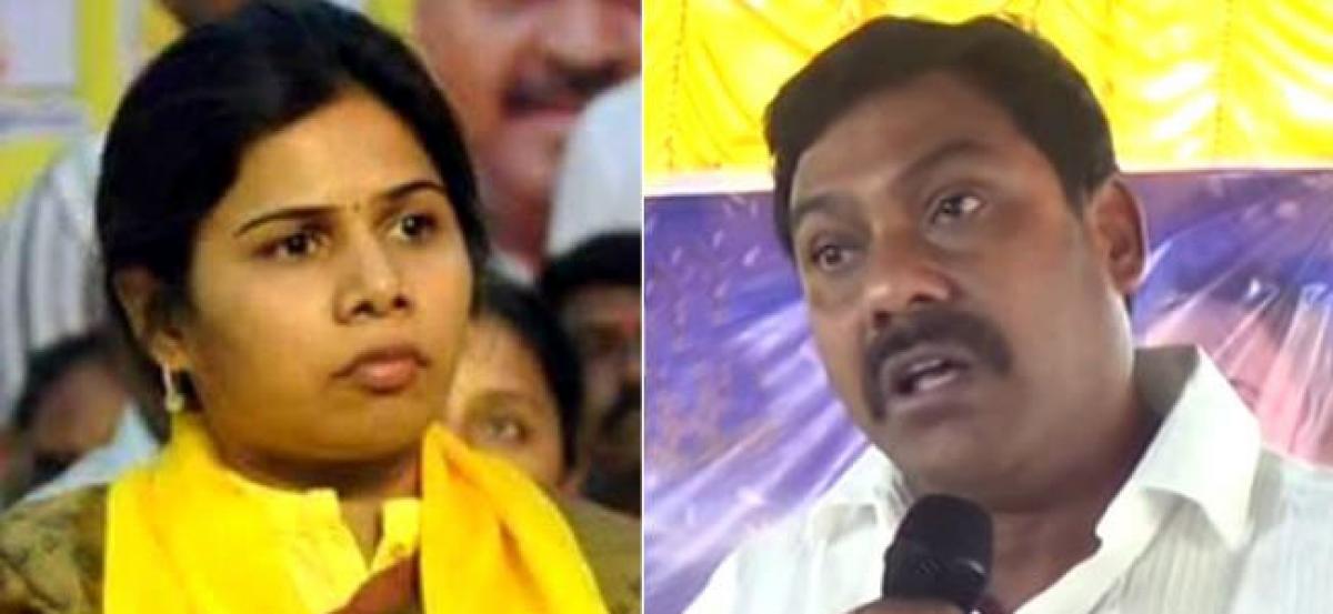 Akhila, Subba Reddy summoned