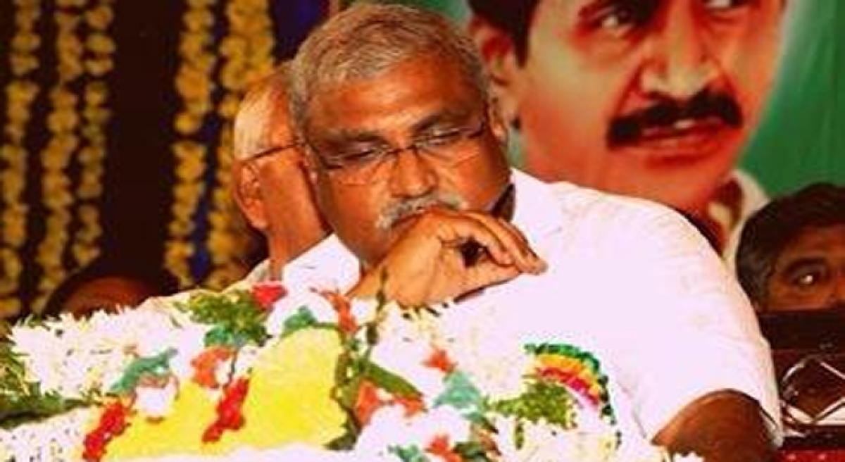 Akula quits Vijayawada Congress chief post