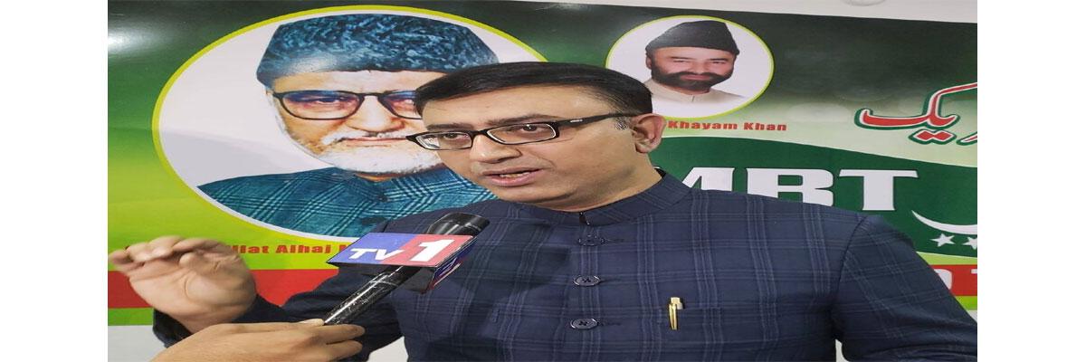 MIM chief Asaduddin Owaisi in cahoots with Congress leaders