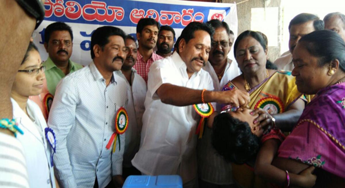 Minister seeks people’s help for polio eradication