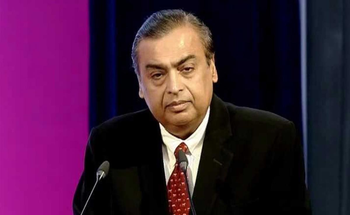 With Rs. 2.5 lakh crore, Mukesh Ambani Is Still Indias Richest Person On Forbes List