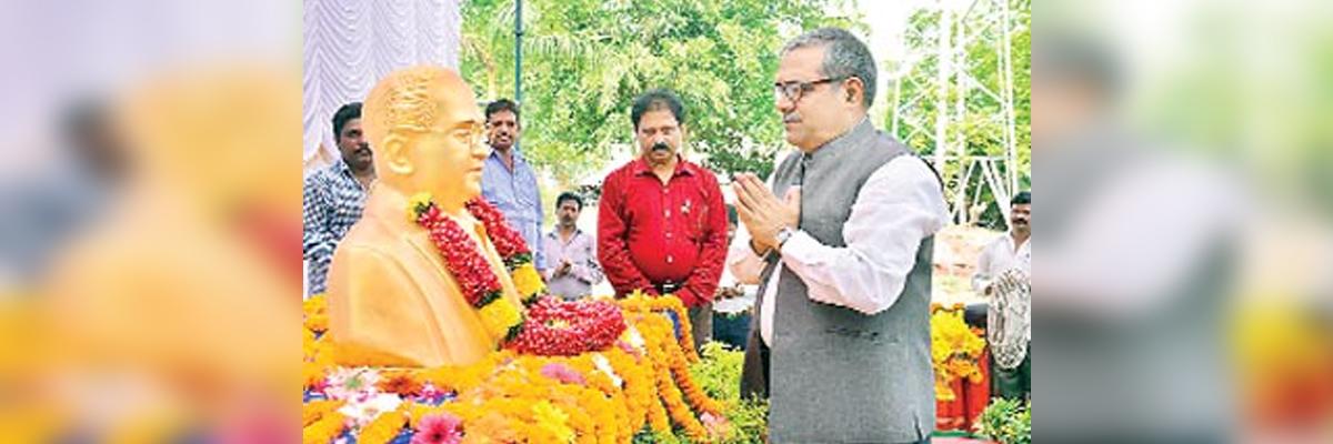 ONGC officials pay tributes to Ambedkar