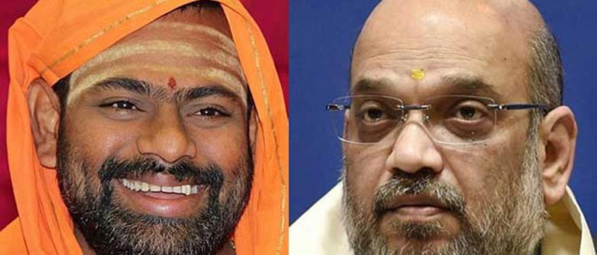 Swami Paripoornananda to meet Amit Shah today, may join BJP