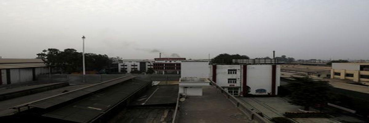 Factory smoke leaves people gasping