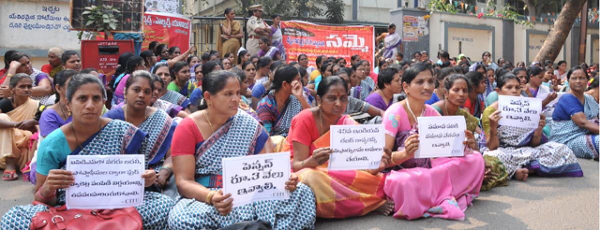 Anganwadi workers stage dharna