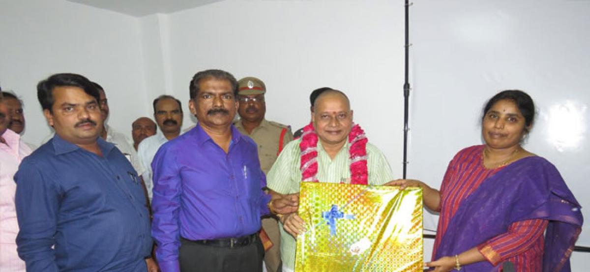 AO, head constable feted upon retirement