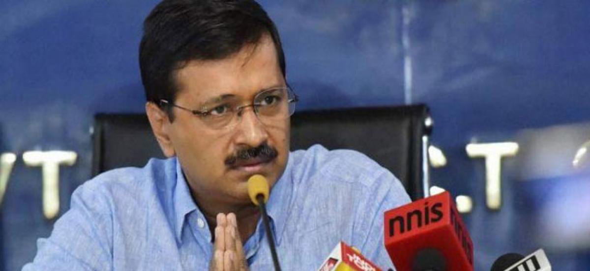 Kejriwal urges stakeholders to implement SC order, work for development of Delhi