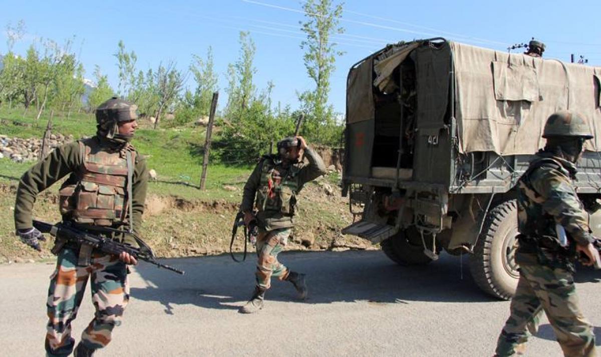 Two commandos, two militants killed in Kashmir