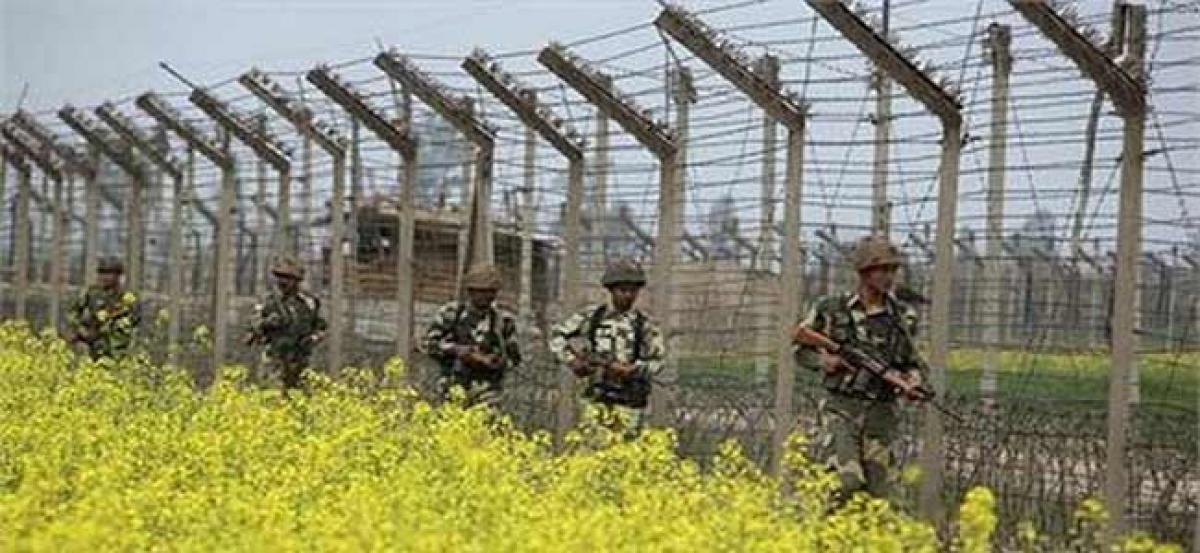 Army foils infiltration bid by Pak along LoC