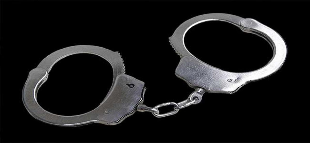 Cops bust ATM theft, arrest 4