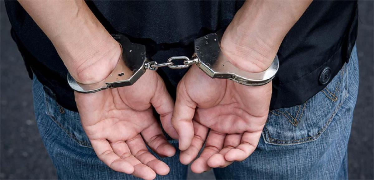 2 auto drivers arrested