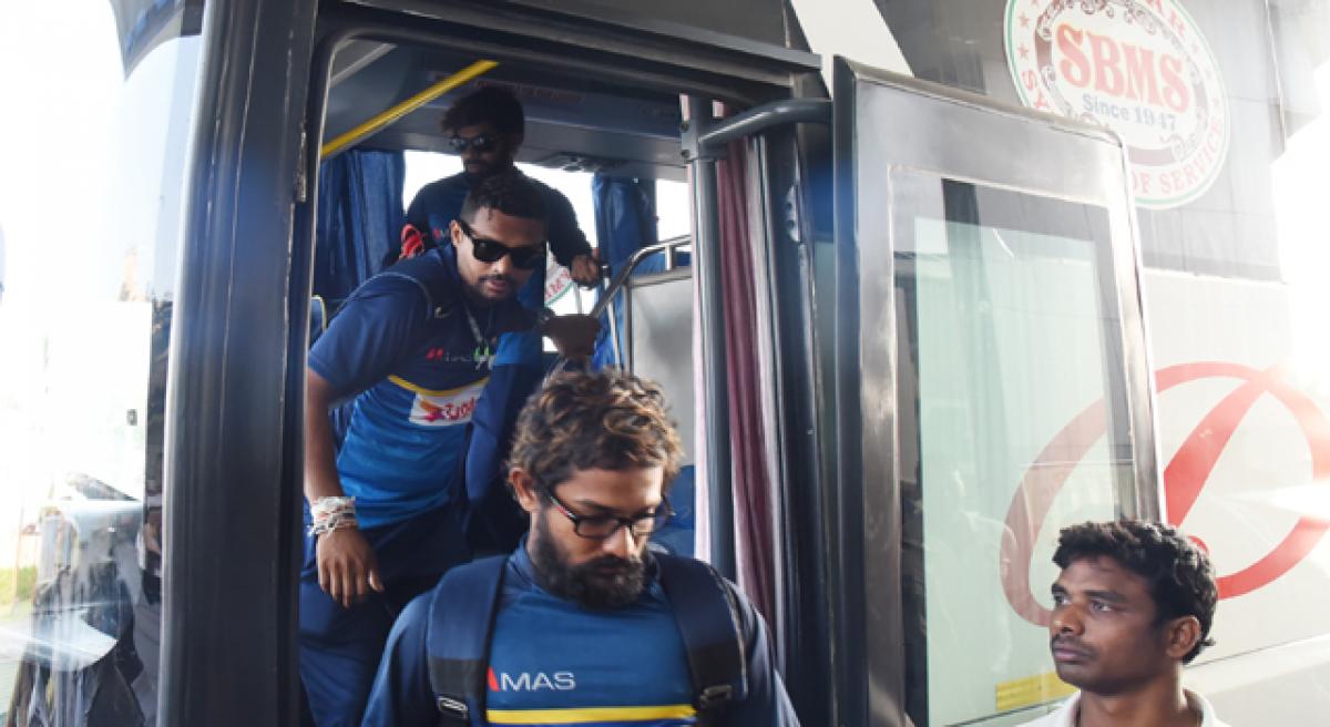 Indian, Sri Lankan teams arrive in Visakhapatnam