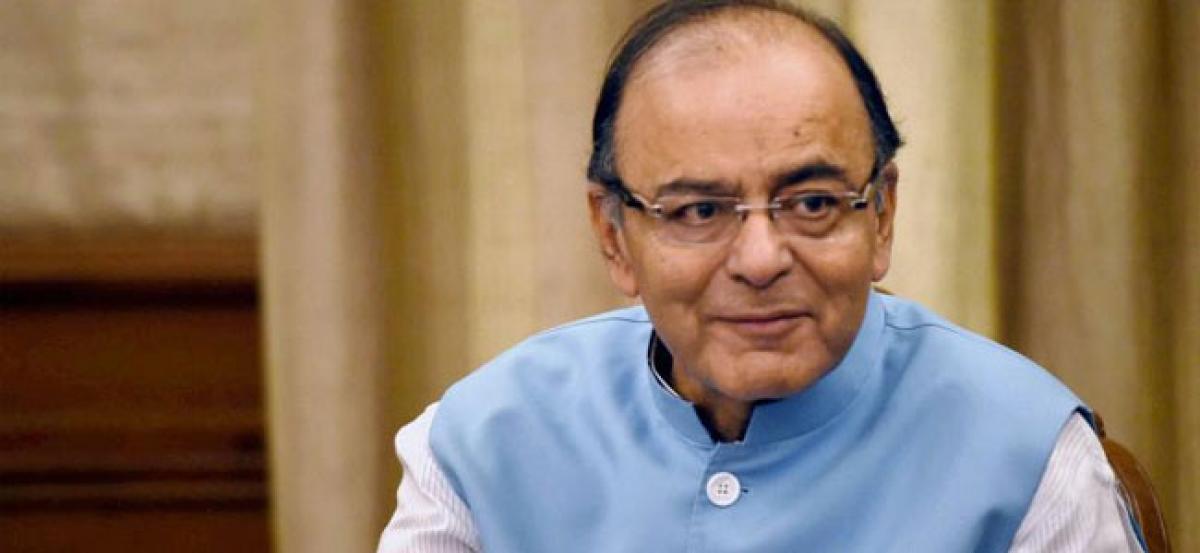 Arun Jaitley returns home after kidney transplant