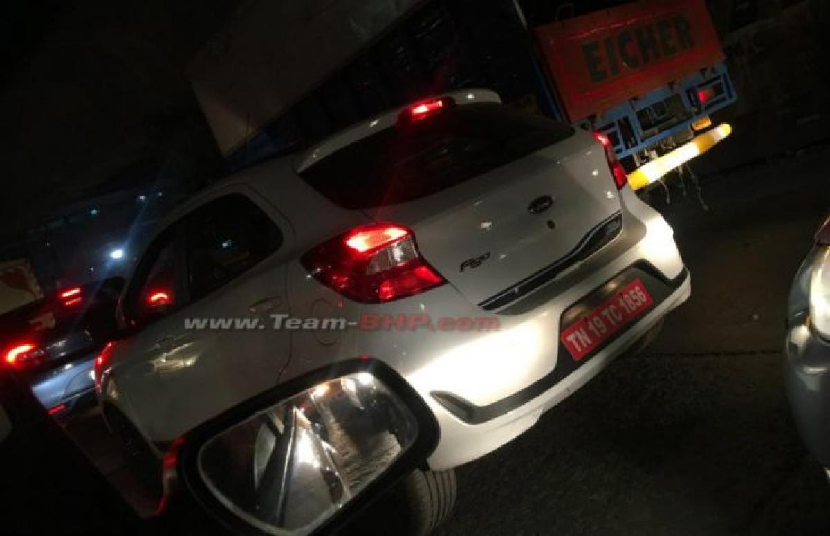 Ford Figo Facelift Blu Spied, Likely To Be A CNG Variant