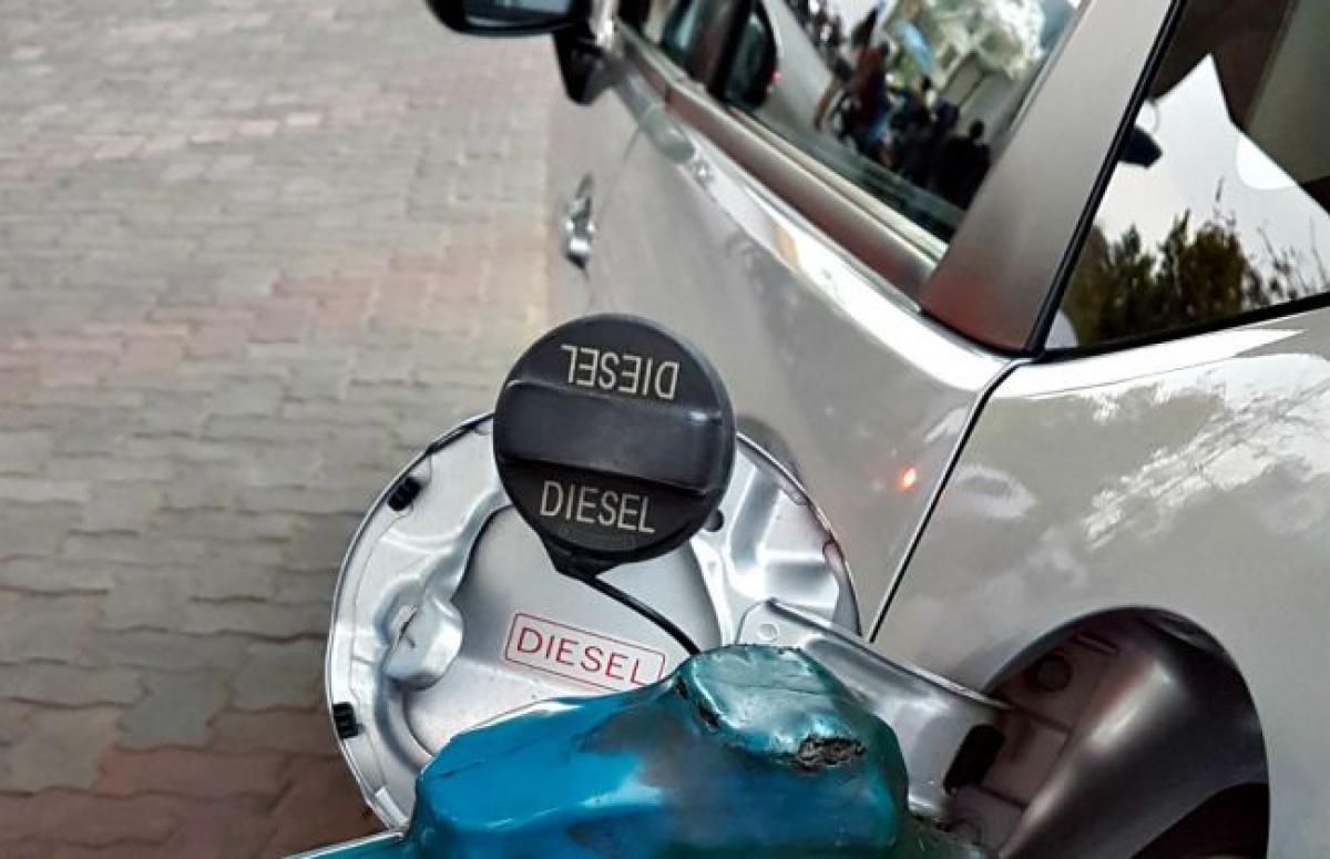 Diesel Cars To Cost Around Rs 2.5 Lakh More Than Petrol In 2020, Heres Why