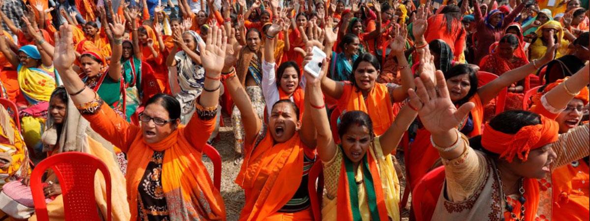 Ayodhya protest ends peacefully as 200,000 disperse