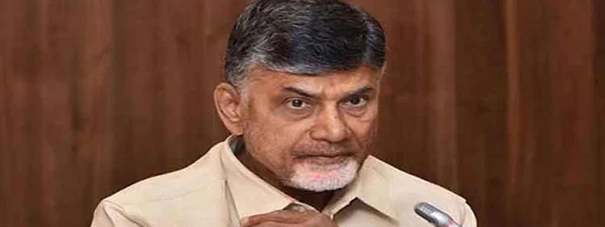 Introduce global technologies in power sector, Chandrababu Naidu to officials