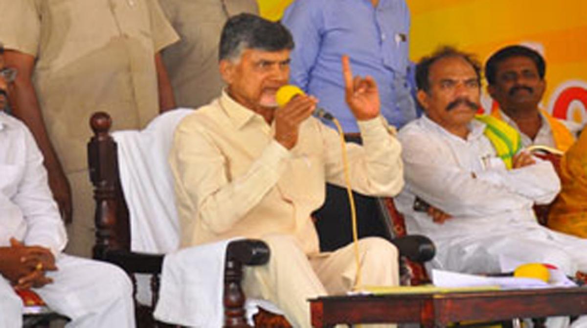 Janmabhoomi venues meant to discuss development: Naidu