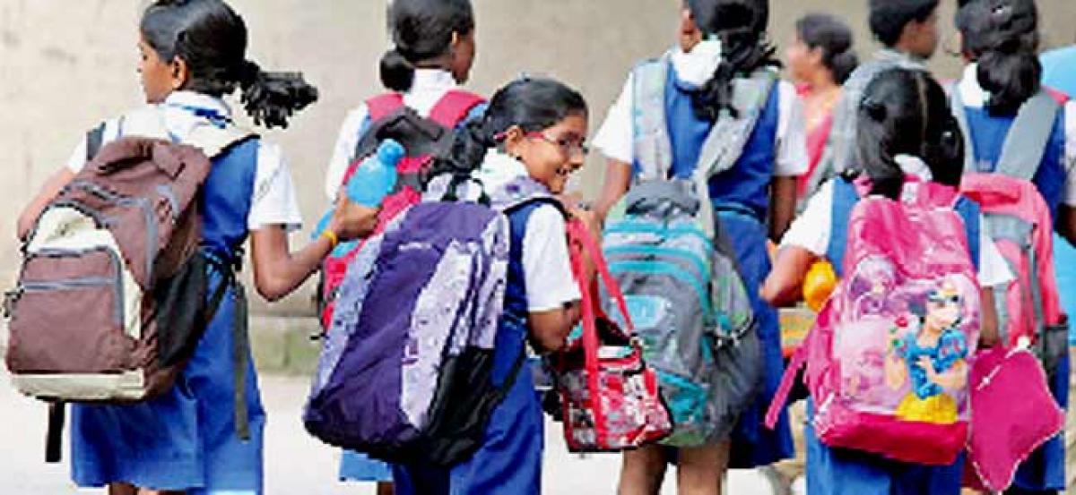 Heavy school bags issue saddles SED