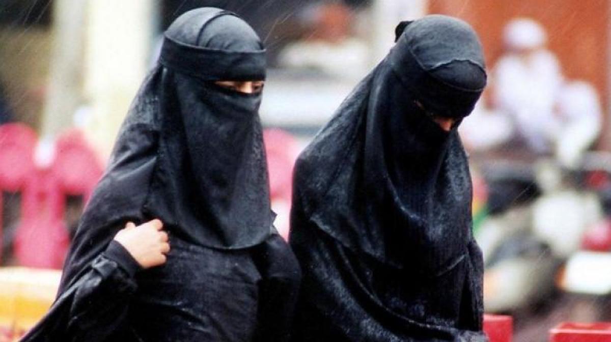 Austrias Burqa Ban law comes into force; 150 euros fine for violation