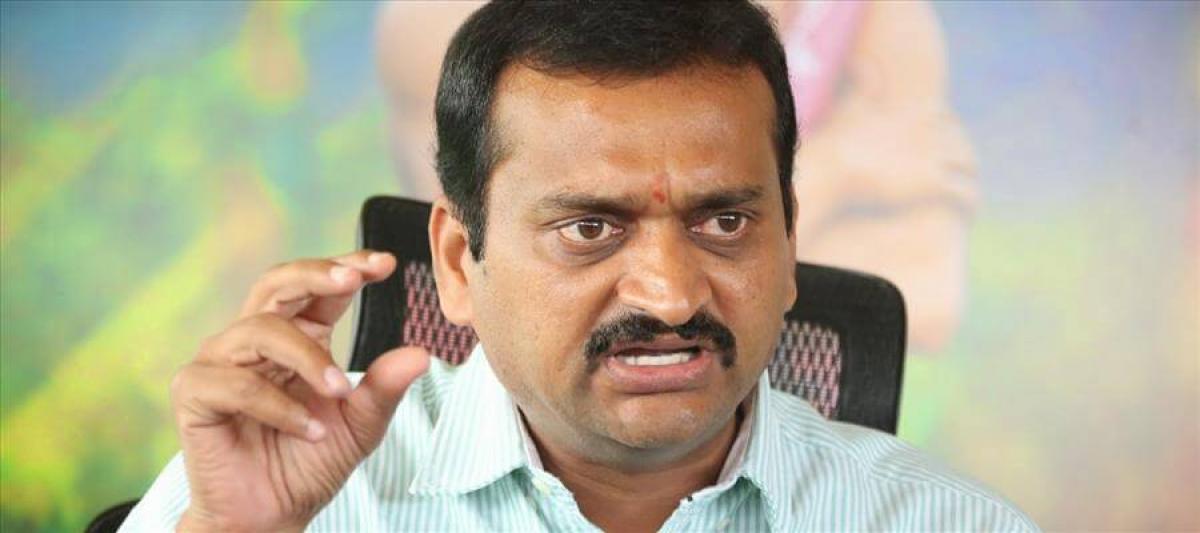 Jail for Bandla Ganesh in cheque bounce case
