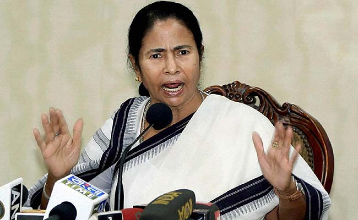 Mamata Banerjee Briefs Rajnath Singh On Darjeeling Situation, Bengal Flood