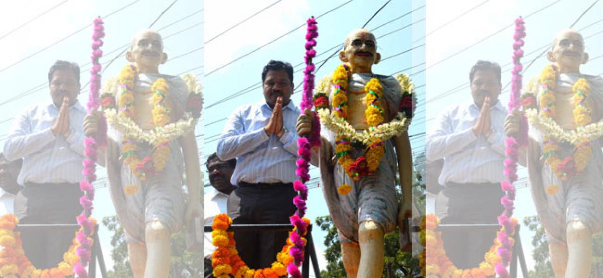 Kothagudem District pays tribute to Bapu