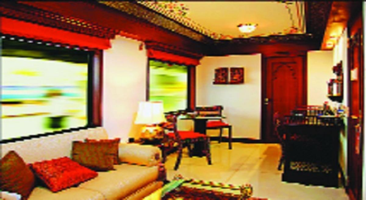 Private two bedroom, lounge, kitchen in 5-star train
