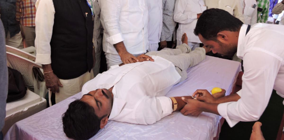 Jagan’s birthday: Blood donation camp held