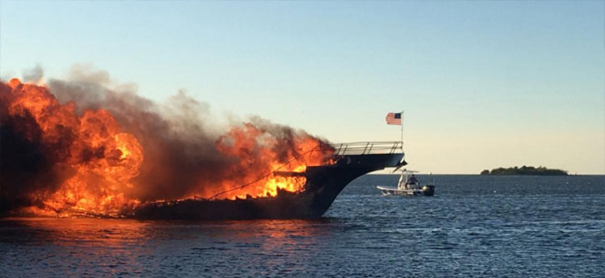 Boat catches fire in Florida