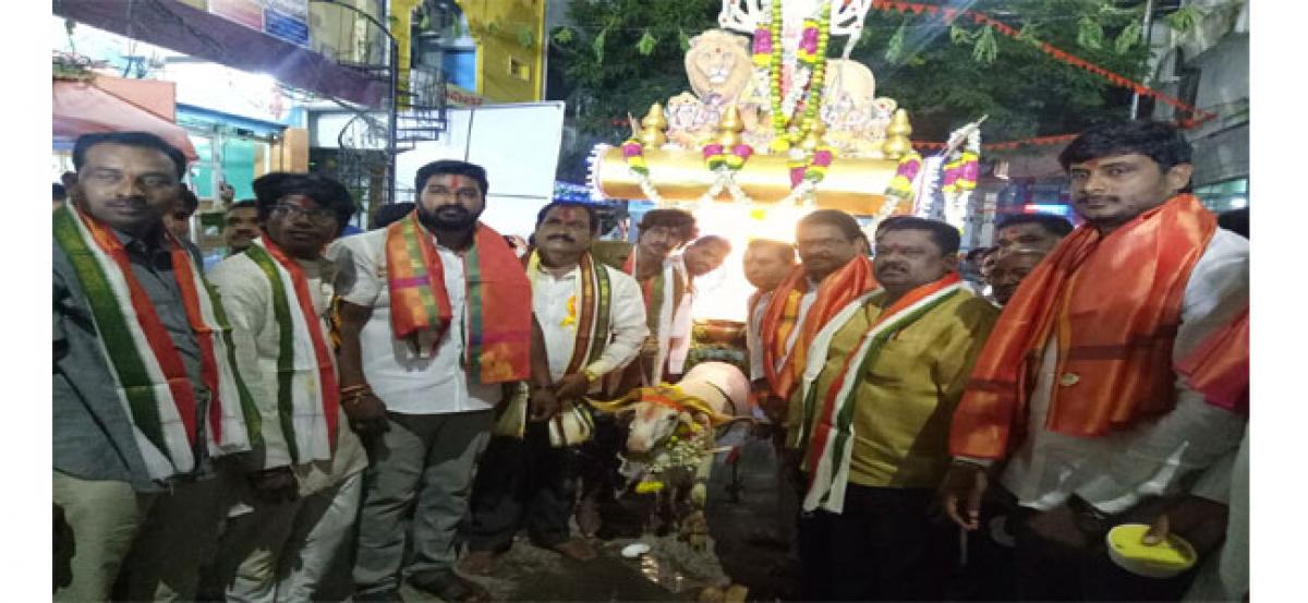 BJP Medchal president participates in Kukatpally Bonalu celebrations