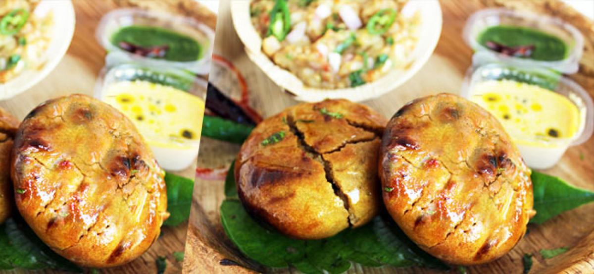 Nukkadwala” presents to you the unique taste of Bihari cuisine! “LITTI  CHOKHA”