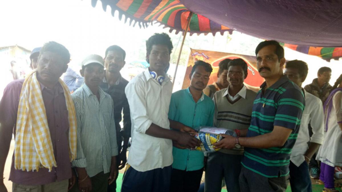 Police hold medical camp for tribals