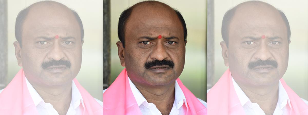 IT raids on TRS nominee’s close aides