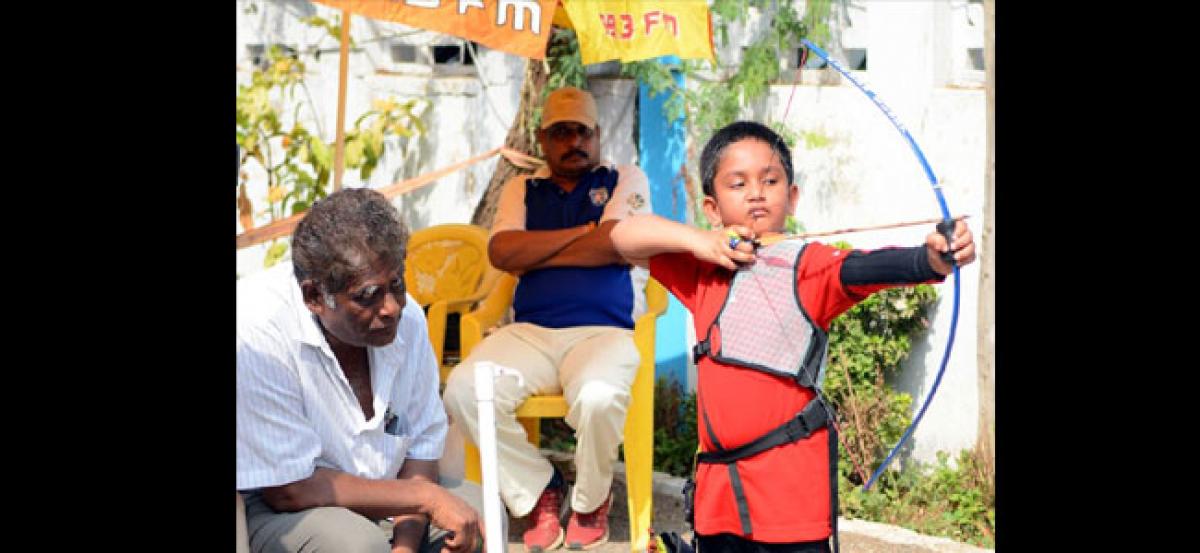 4-yr-old sets record in archery