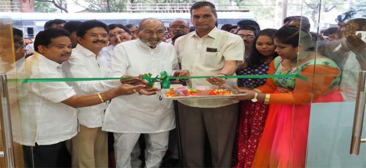 Ramraj showroom opens at Rethi Bowli