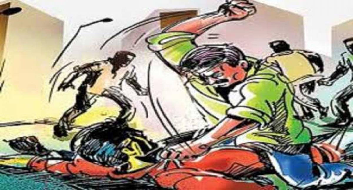One dies, 14 hurt in clash at Tadipatri