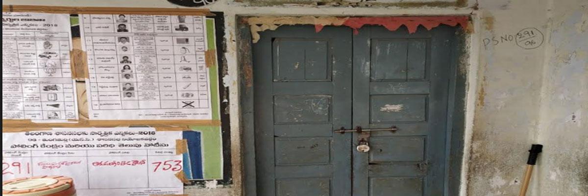 Telangana Assembly Elections 2018:Voters draw ire over election officers after they shut polling booth for lunch