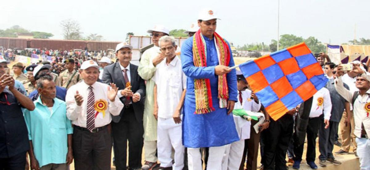 Tripura CM inaugurates rail tank wagon to end fuel crisis