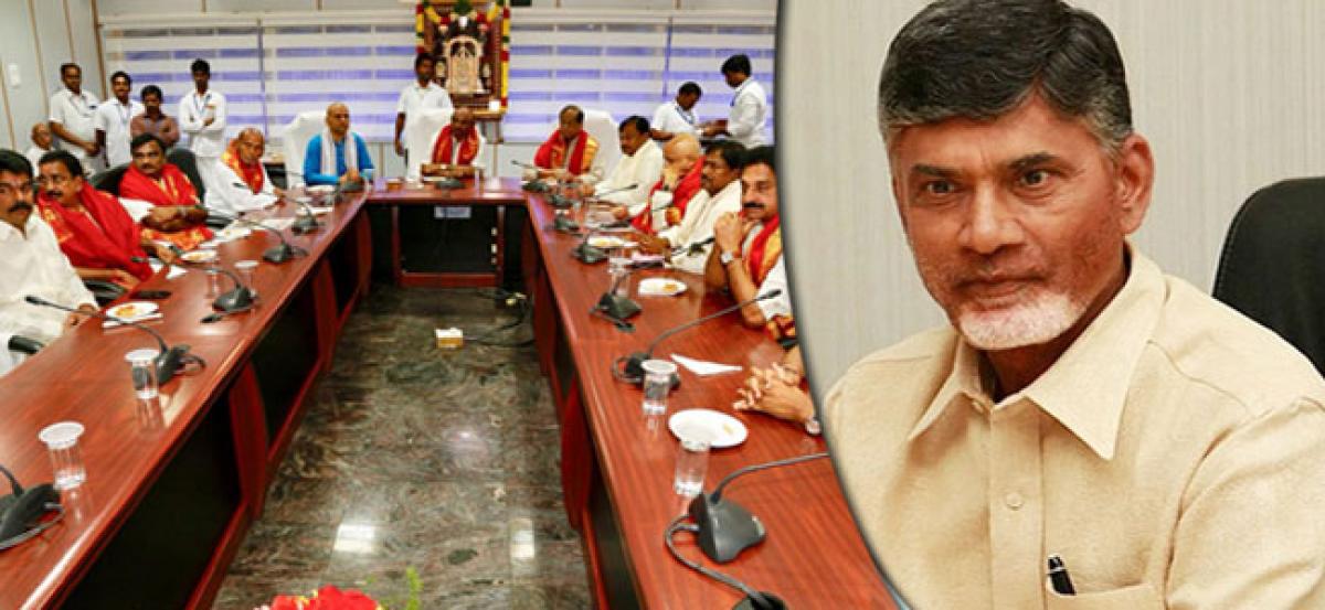 Chandrababu to TTD authorities: Allow devotees during Maha Samprokshanam