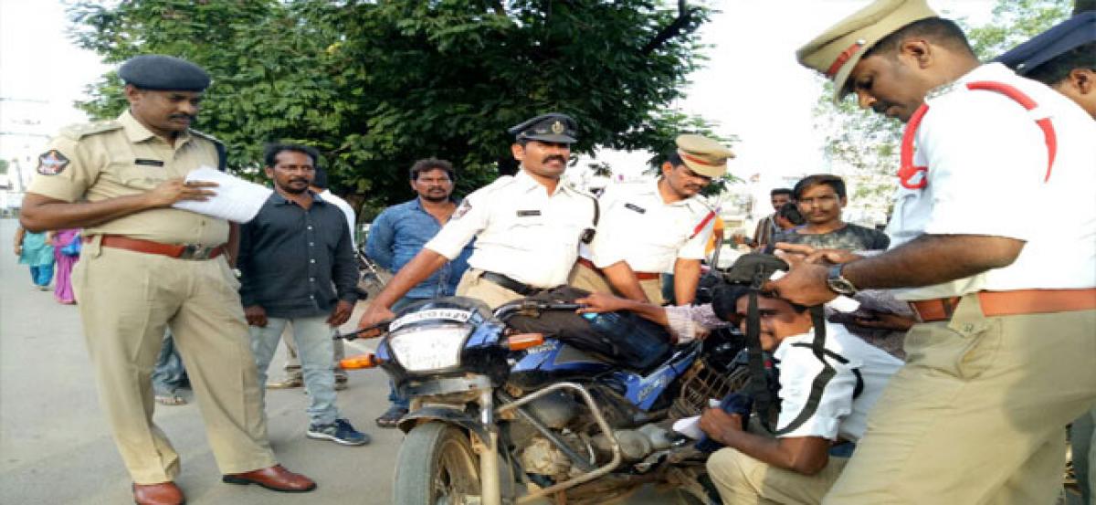 Police intensify vehicle checks in West Godavari