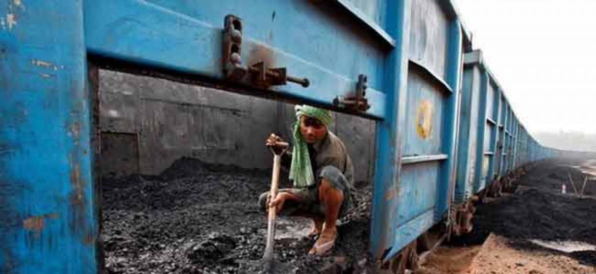 Indias first-quarter coal imports fall 8.1 percent