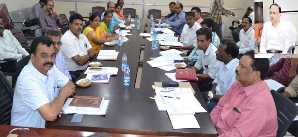 Collector holds meet on drinking water facilities
