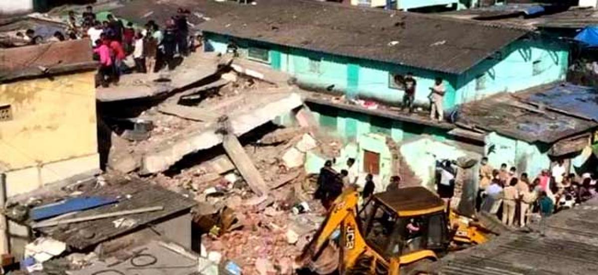 Teenage girl killed in Thane building collapse