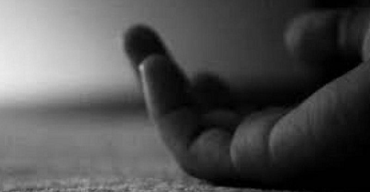 Hyderabad: Man suddenly collapses, dies at pharmacy