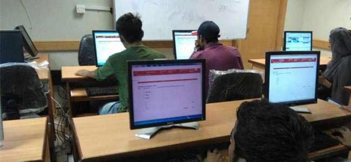 Free computer course at Bhavan’s Gandhi Institute