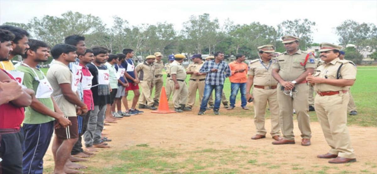 557 aspirants attend second day of free constable training selections